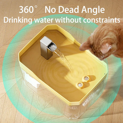 Automatic water fountain for cats